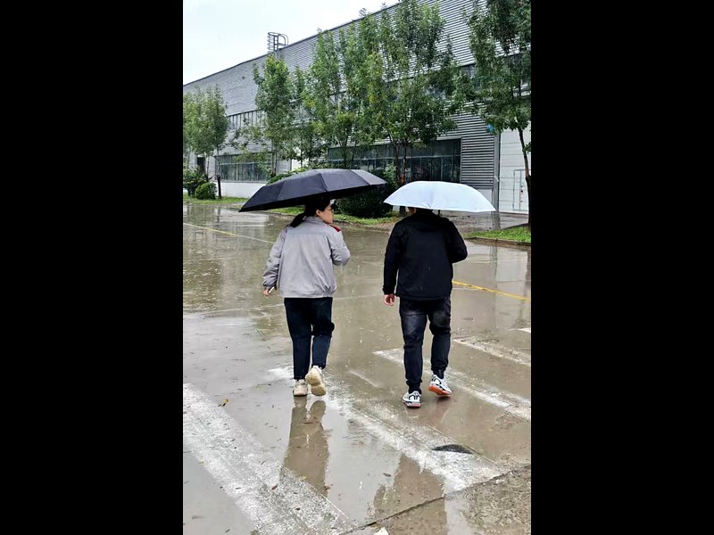 ฐานผลิตรถ NEV ในจีนเหนือ · ระหว่างเดินทางเข้าสายการผลิต